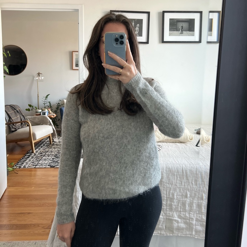 Aritzia Grey Sweater